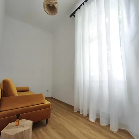Zehn House 3 In The Center * ברטיסלאבה
